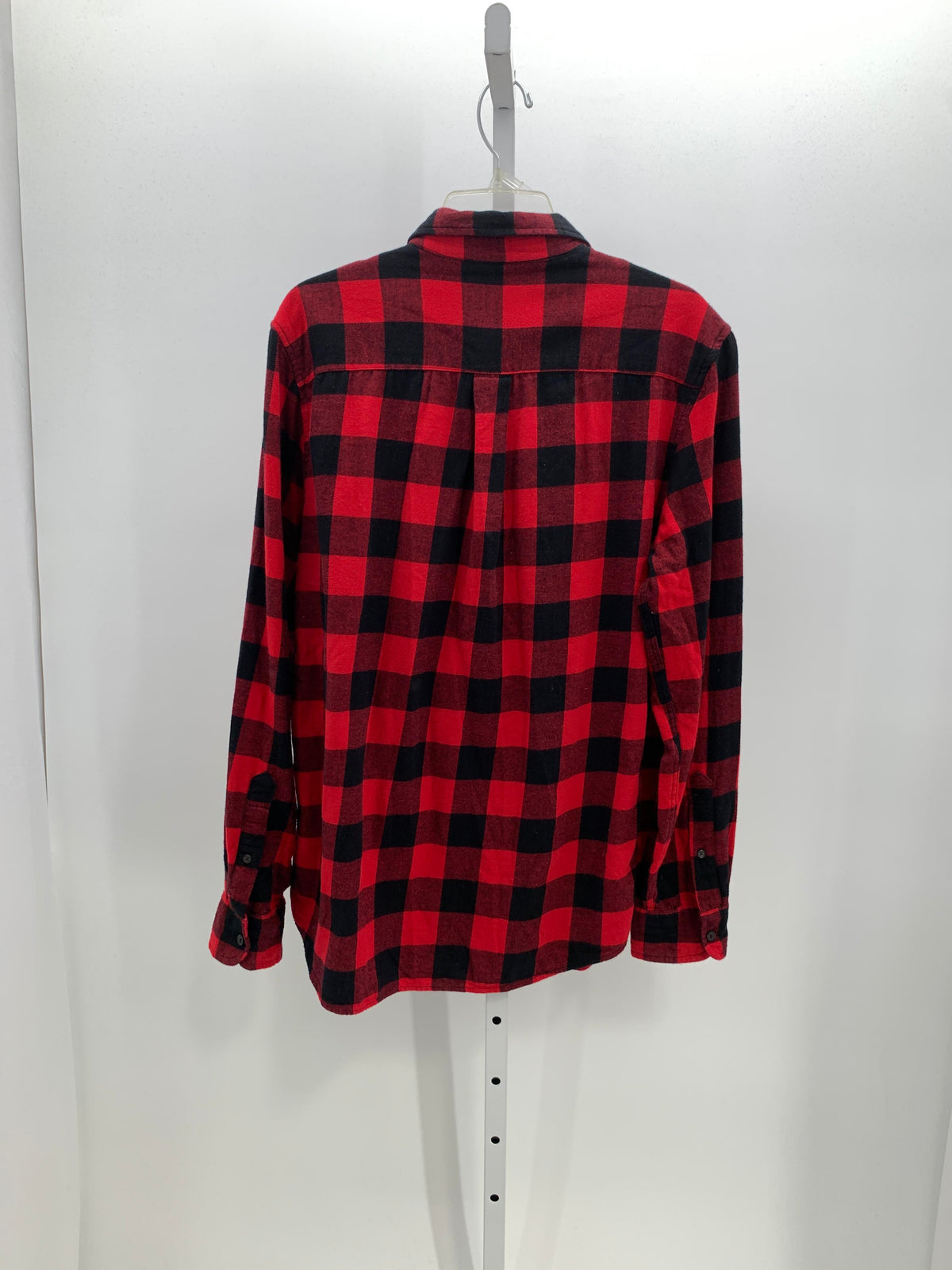 BLACK PLAID BTN DOWN