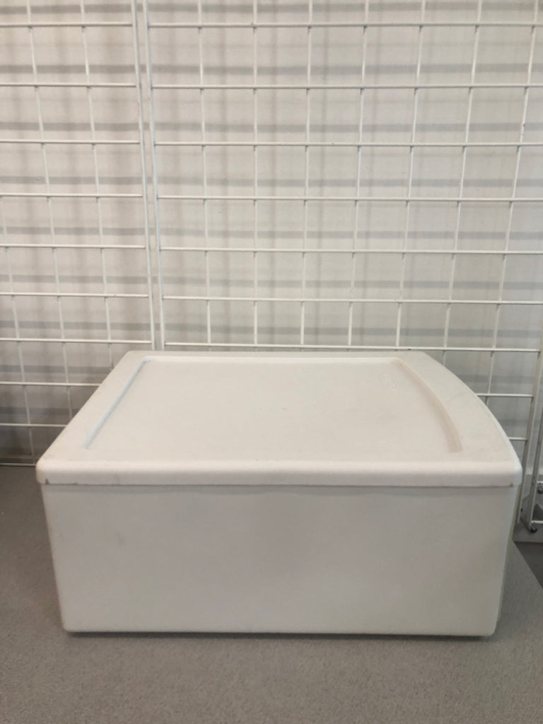 STERILITE CLEARVIEW STACKING DRAWER.