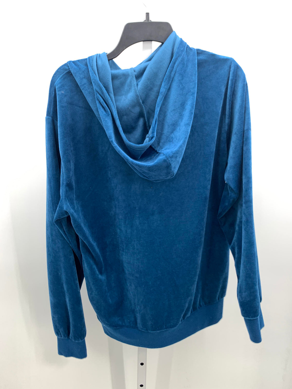Size Medium Misses Long Sleeve Shirt
