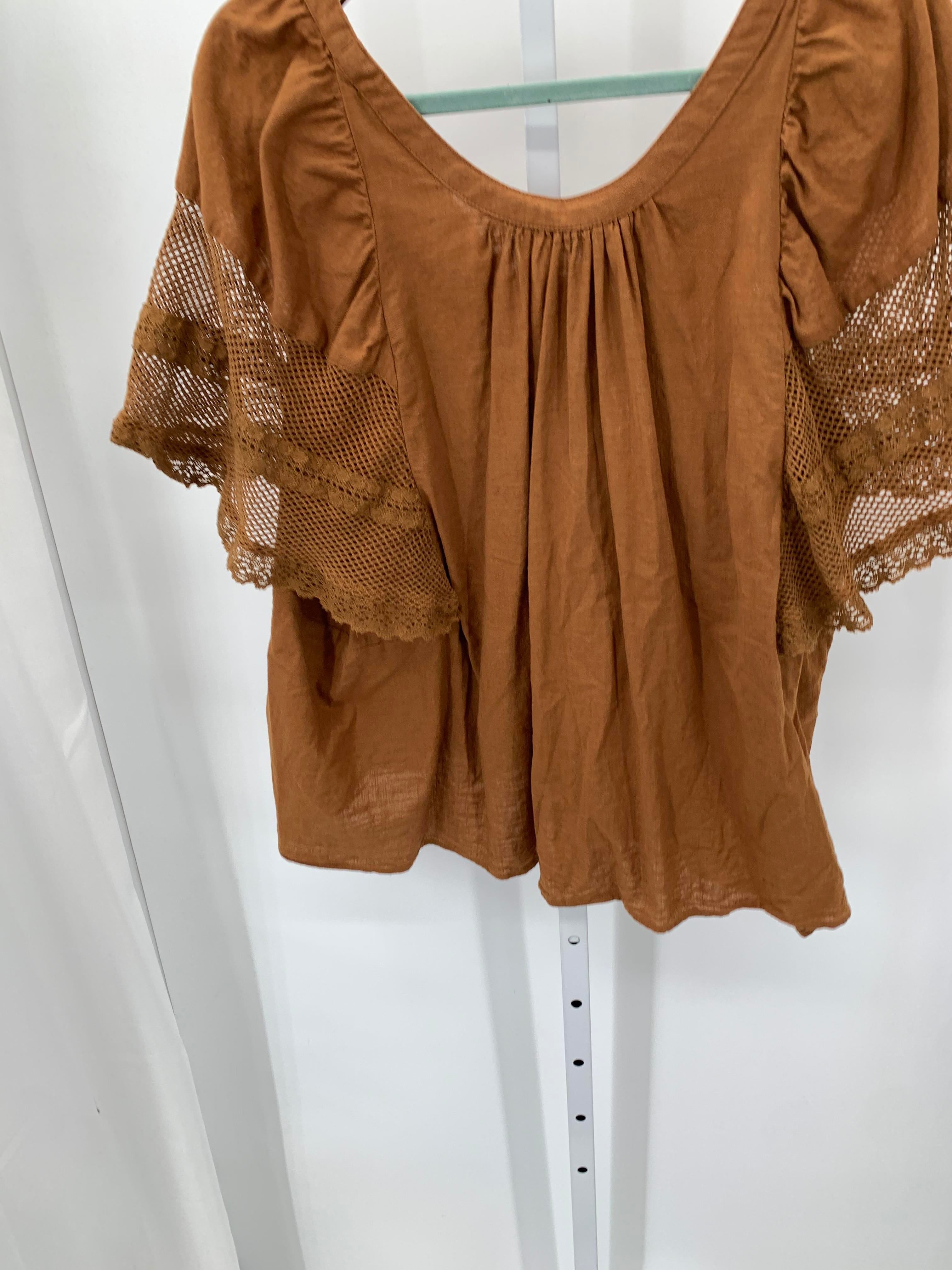 Old Navy Size XXL Misses Short Sleeve Shirt