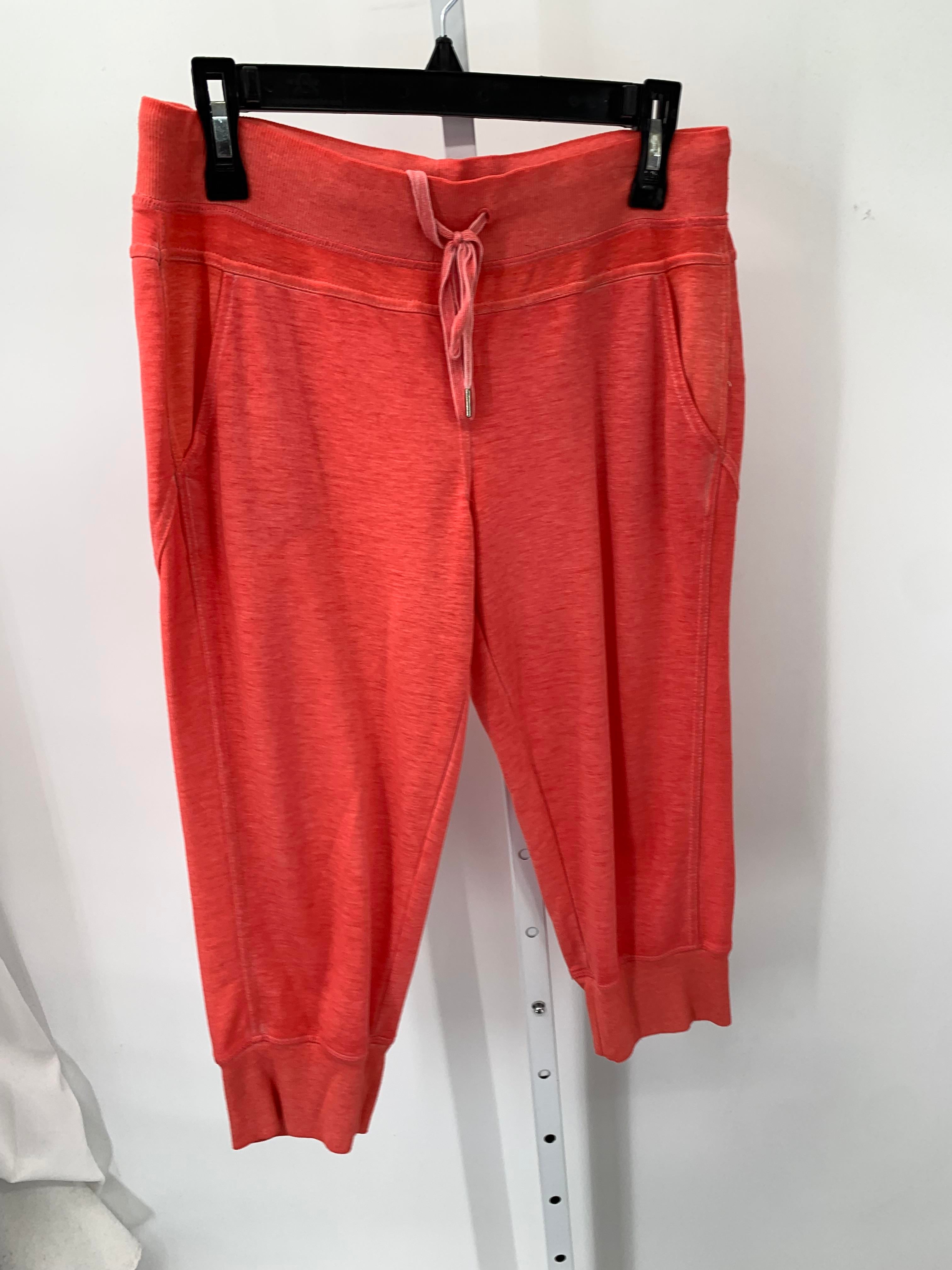 Green Tea Size Medium Misses Capri Pants