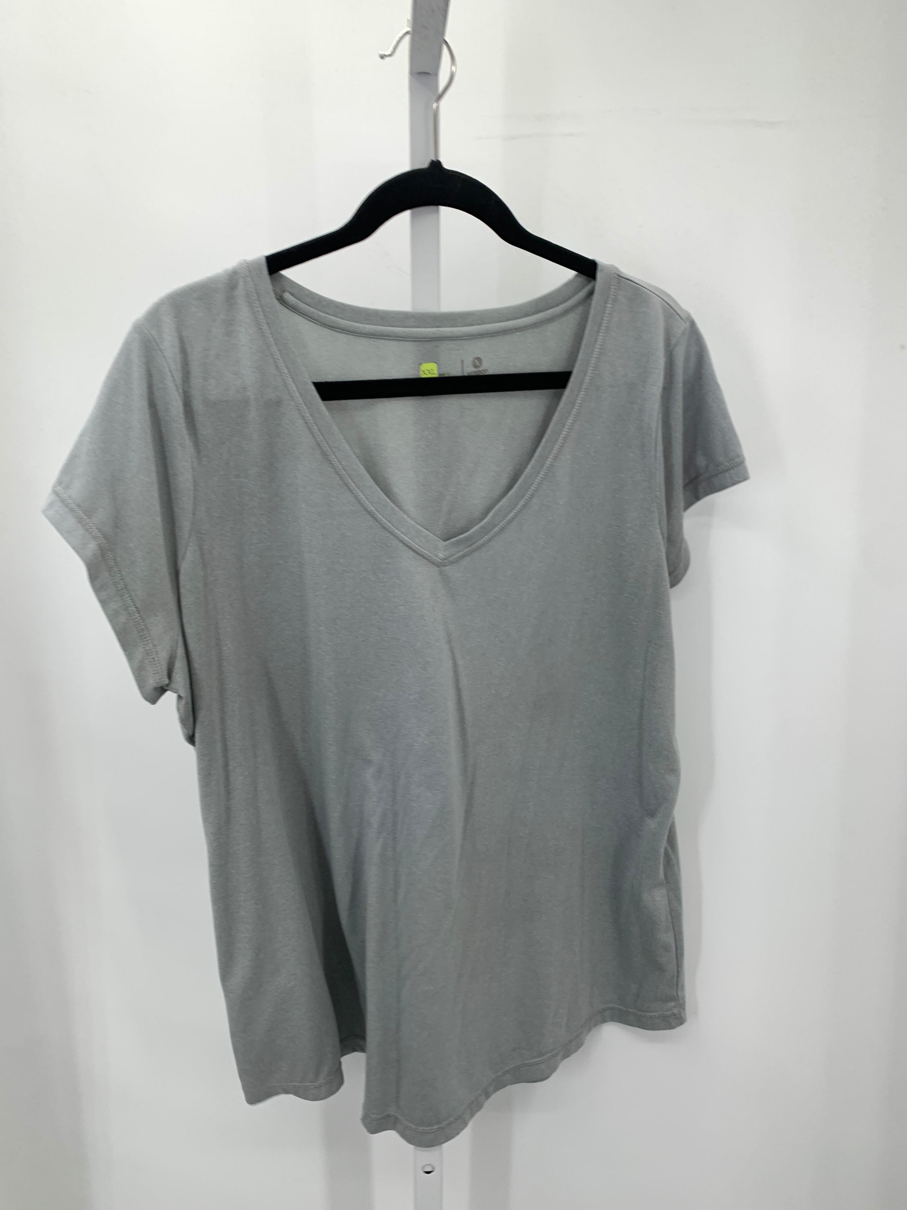 Xersion Size XXL Misses Short Sleeve Shirt