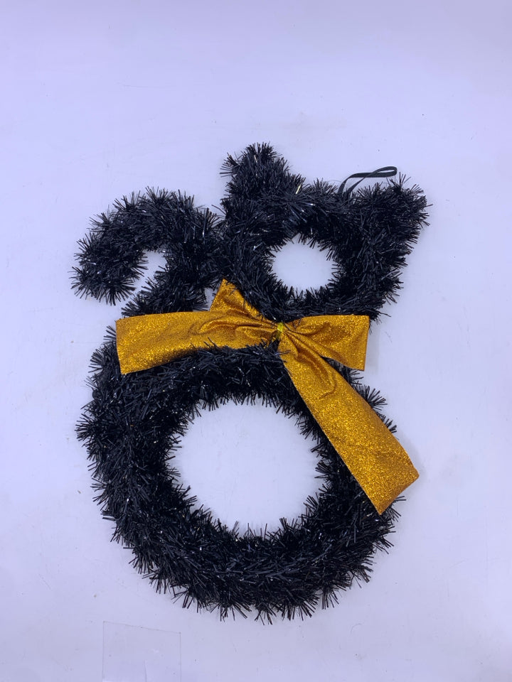 BLACK CAT TINSEL WREATH WITH ORANGE GLITTER RIBBON.