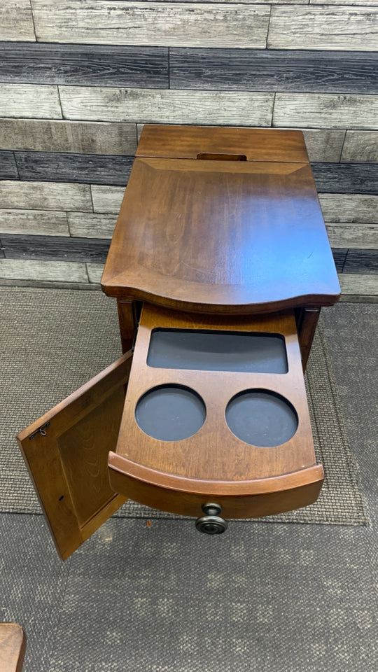 WOOD SIDE TABLE W/CUP HOLDER DRAWER SHELF AND POWER STRIP.