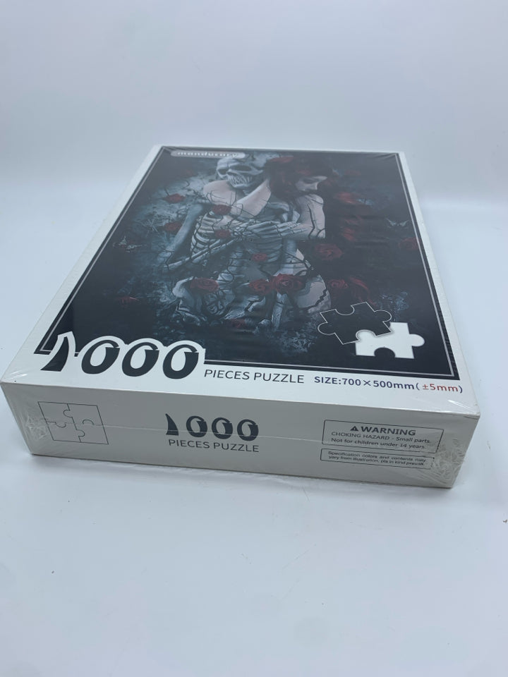 NIB RED ROSE HUG PUZZLE.