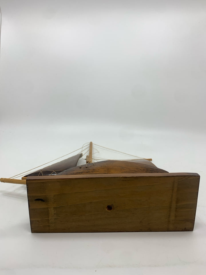 WOOD SAILBOAT W/WOOD SAILS.