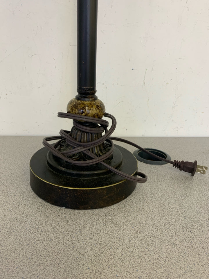 METAL BASE LAMP W/CREAM SHADE.