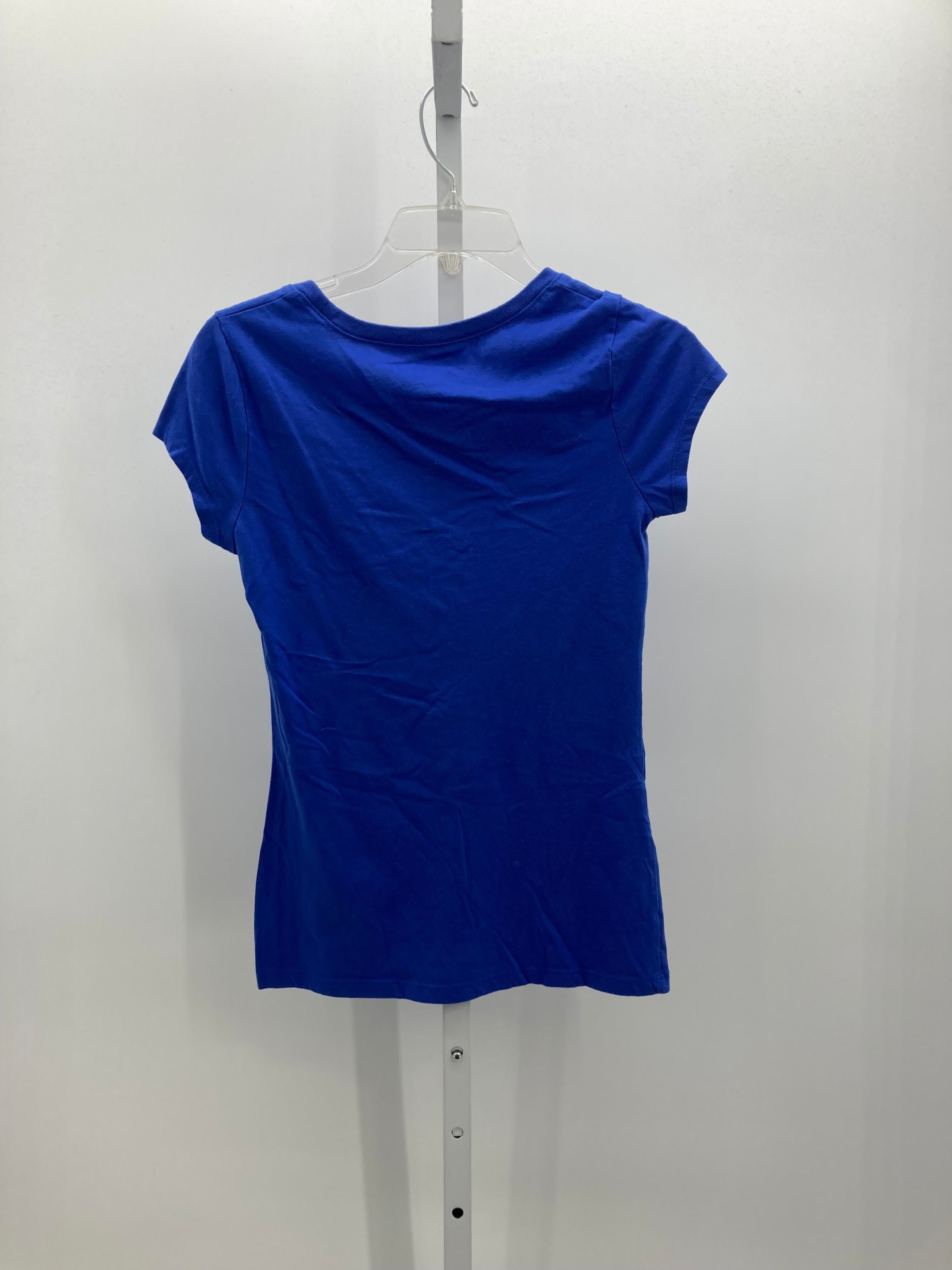Wound Up Size Medium Juniors Short Sleeve Shirt