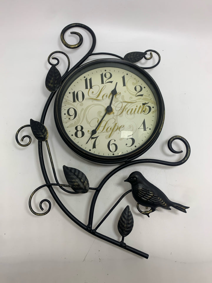 METAL BIRD CLOCK.