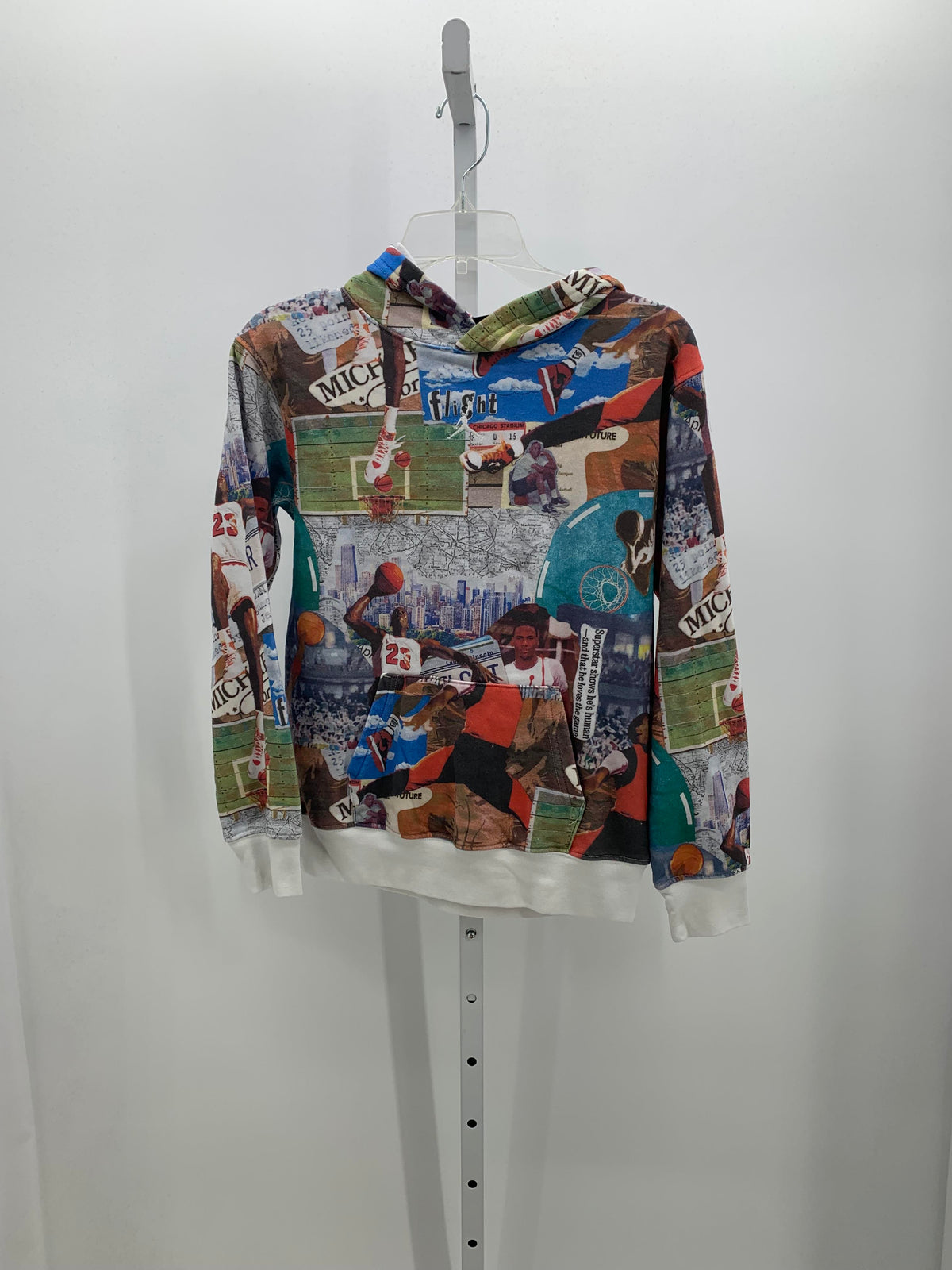 GRAPHIC HOODED KNIT
