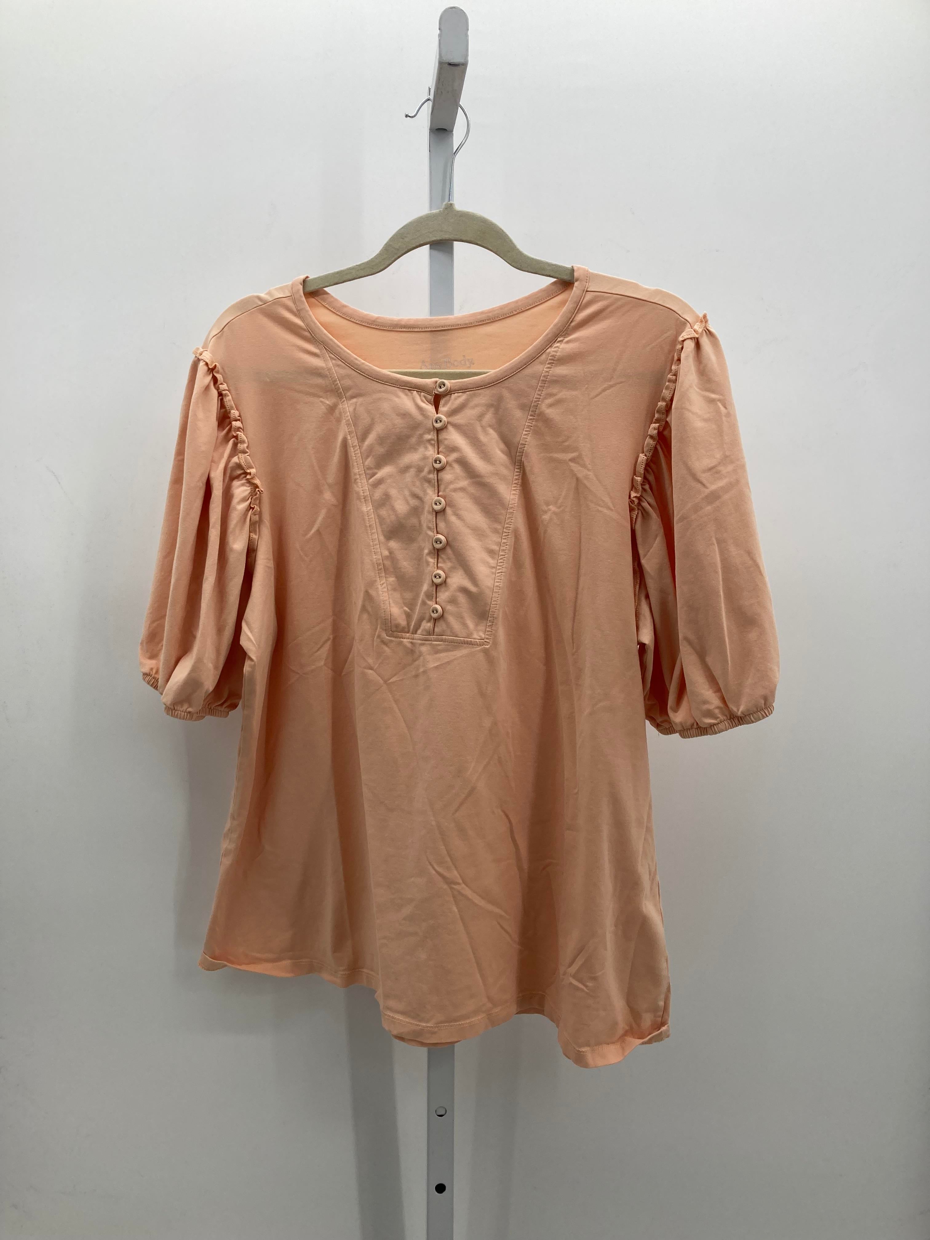 Size Extra Large Misses Short Sleeve Shirt
