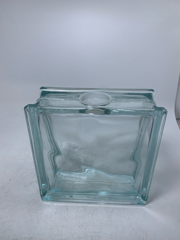 THICK CLEAR GLASS SQUARE COIN BANK.