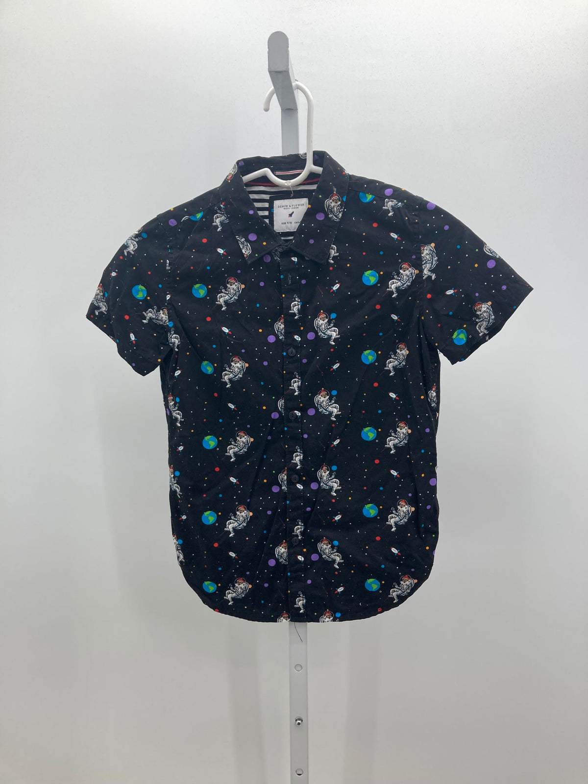 SHORT SLV SHIRT ASTRONAUT SANTA