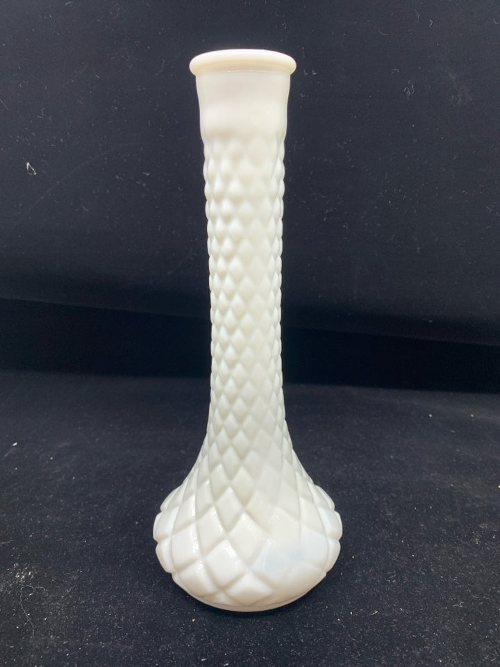 VTG SKINNY NECK MILK GLASS VASE.