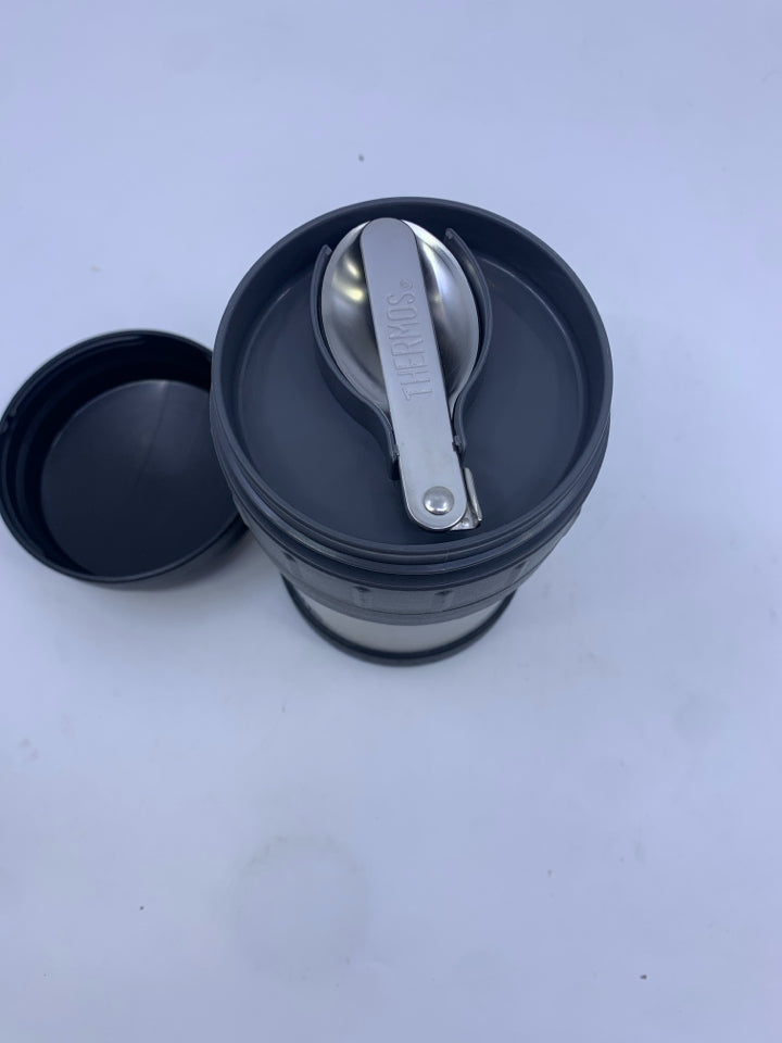 STAINLESS STEAL THERMOS W/ SPOON.