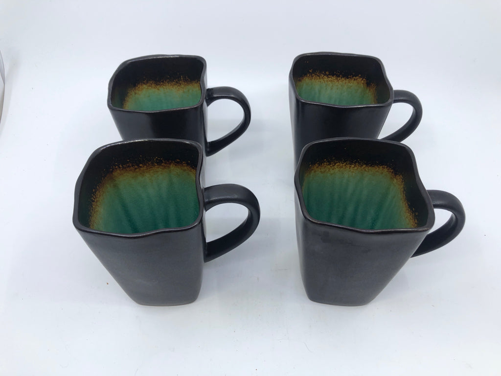 4 BLACK TEAL INSIDE MUGS.