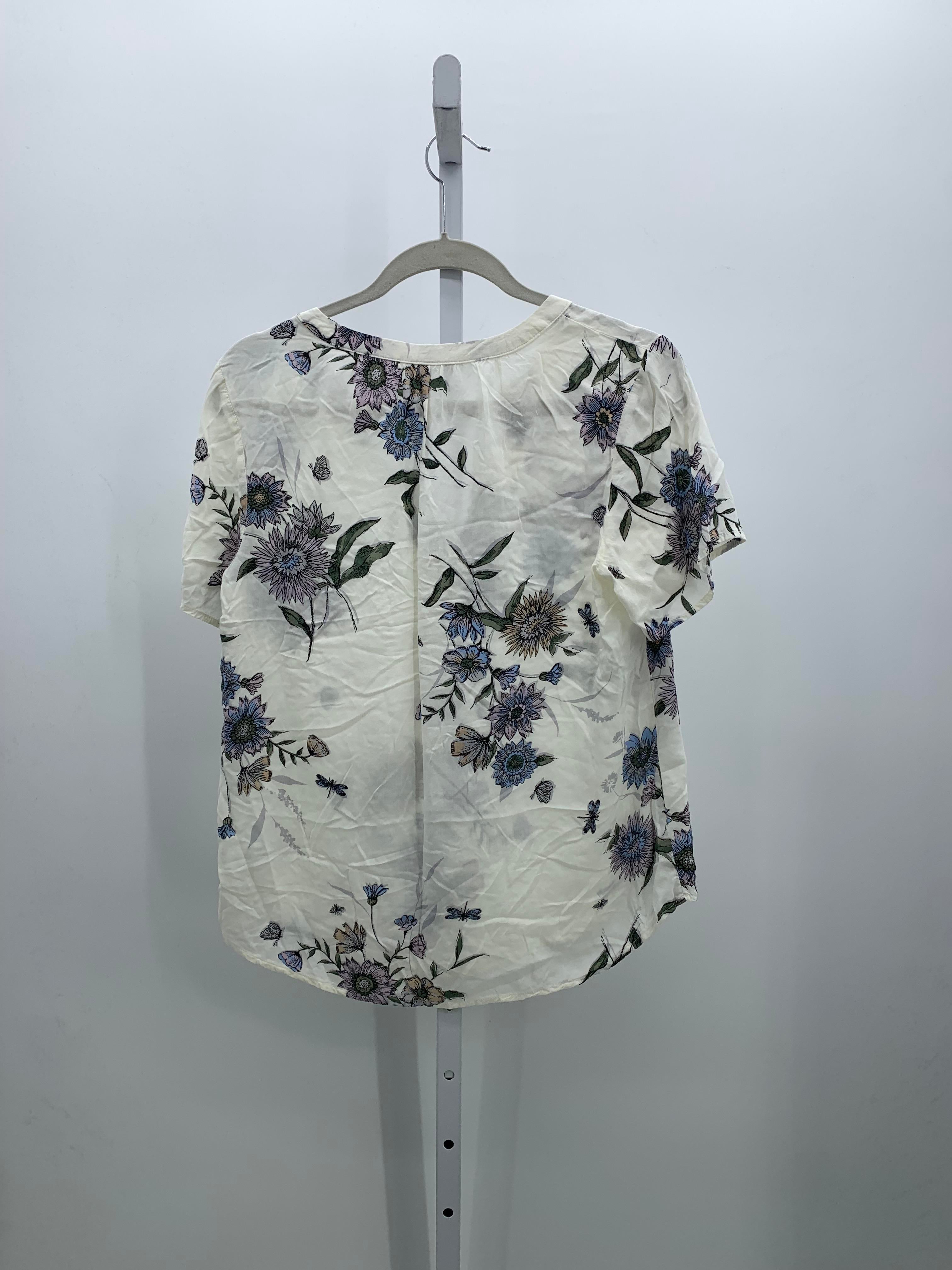Old Navy Size Medium Misses Short Sleeve Shirt