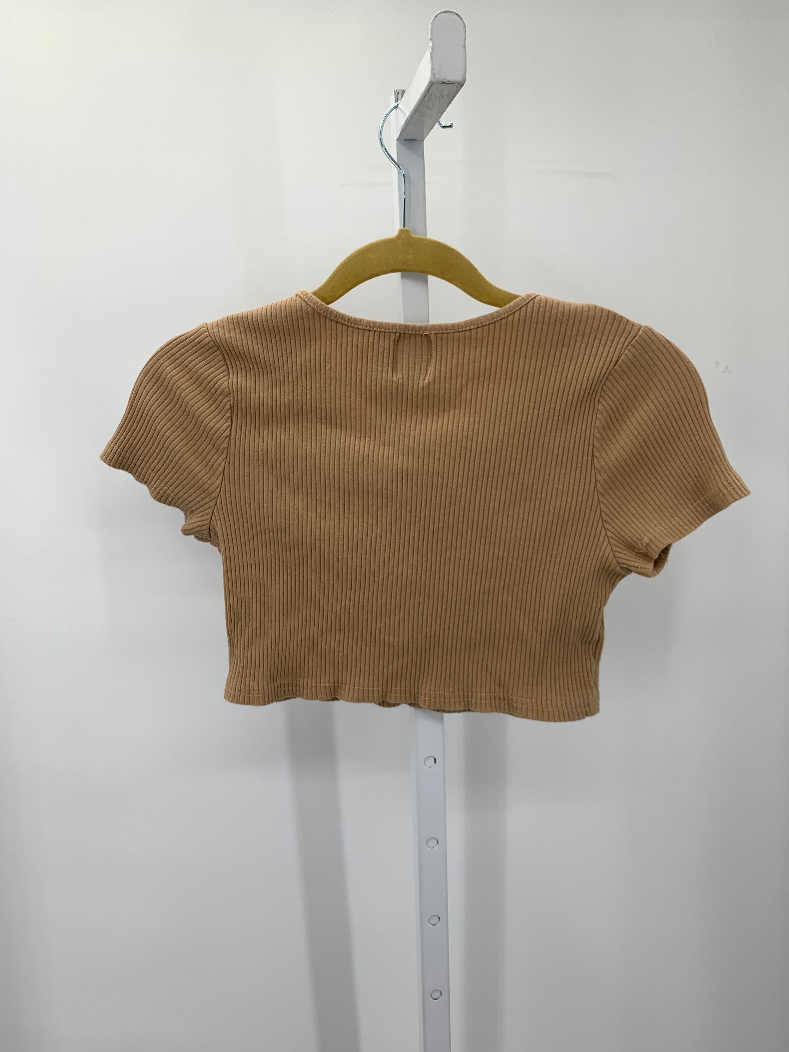 Size 2 Juniors Short Sleeve Shirt