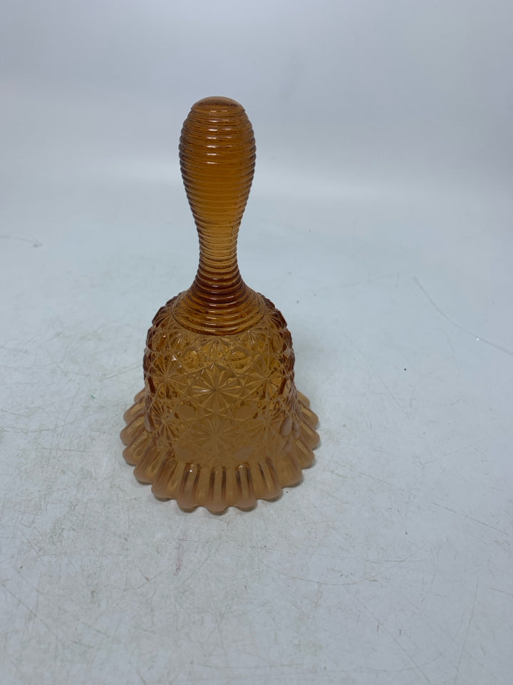 VTG ORANGE OPALESCENT DAISY & BUTTON PATTERN BELL W/ RUFFLES EDGE.