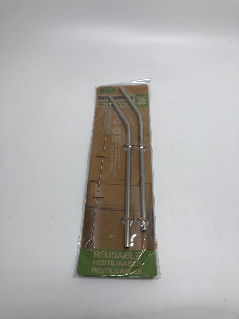 NIB 2PC METAL STRAWS W/CLEANER.