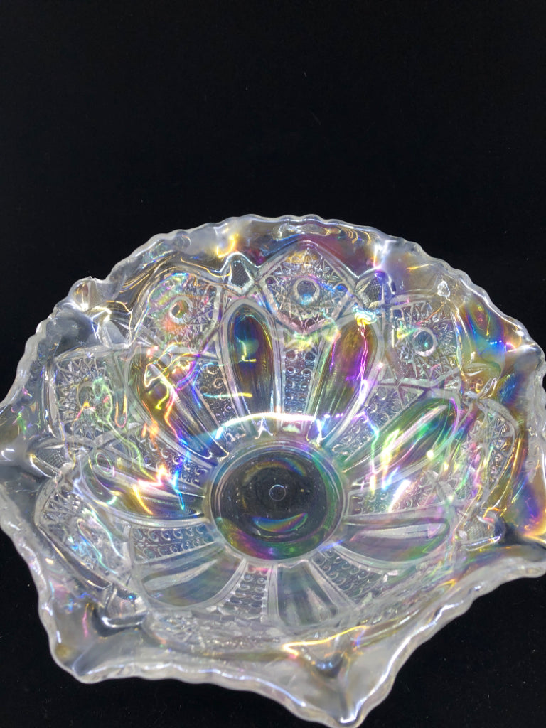 WHITE IRIDESCENT BOWL.