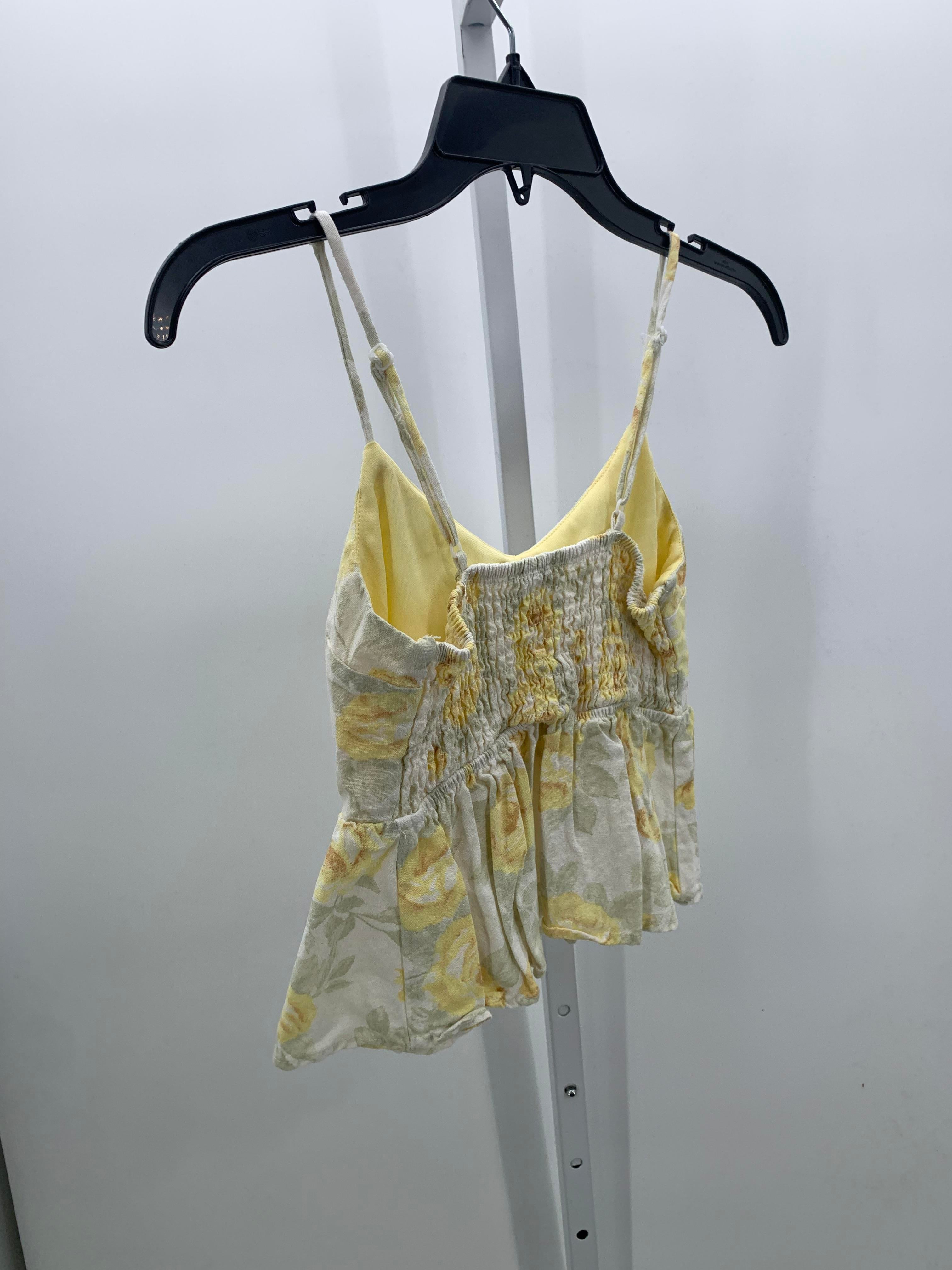 monteau Size Small Juniors Tank