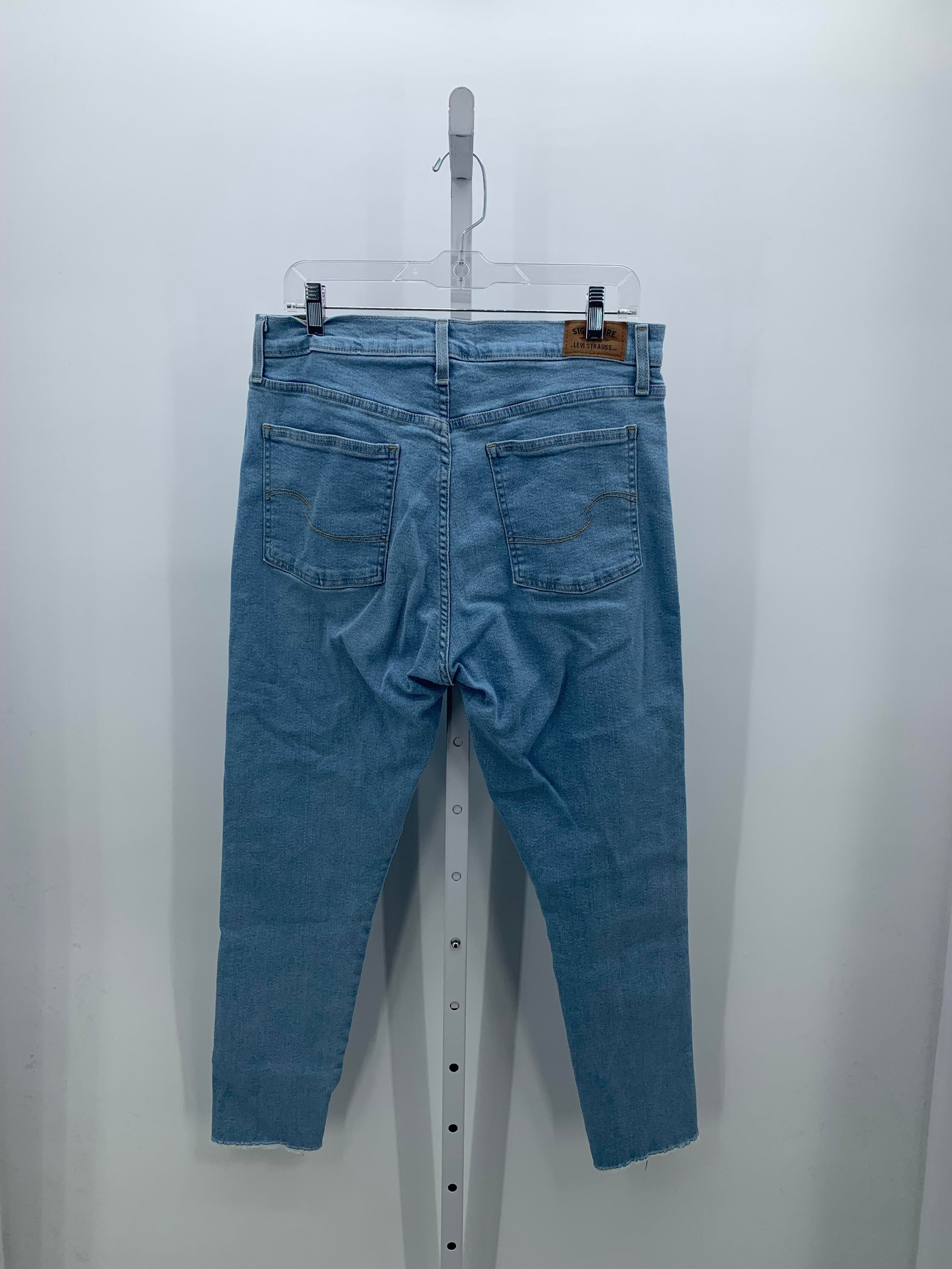 Levis Size 14 Misses Jeans