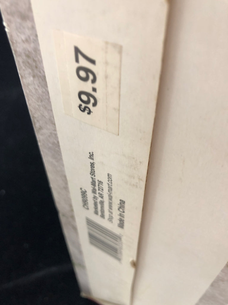 NIB PENGUIN CAKE PLATE.