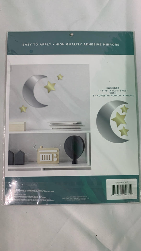 NIP WALL ADHESIVE MIRROR.
