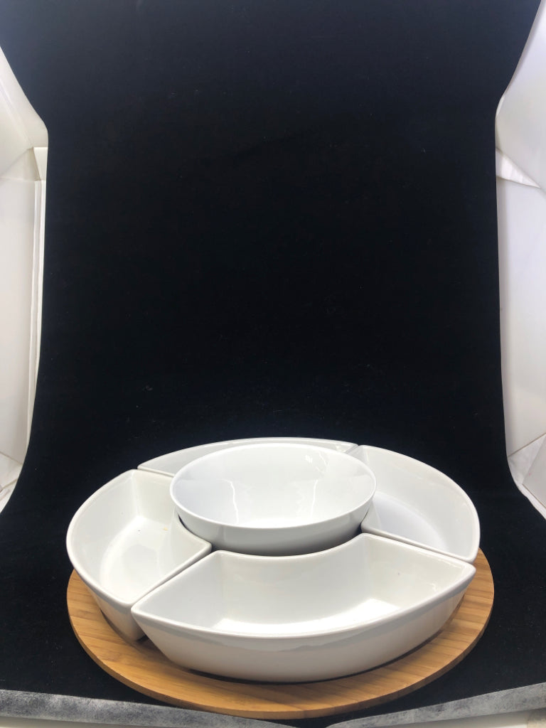 WOOD LAZY SUSAN W/ 5 WHITE REMOVABLE BOWLS SERVING TRAY.