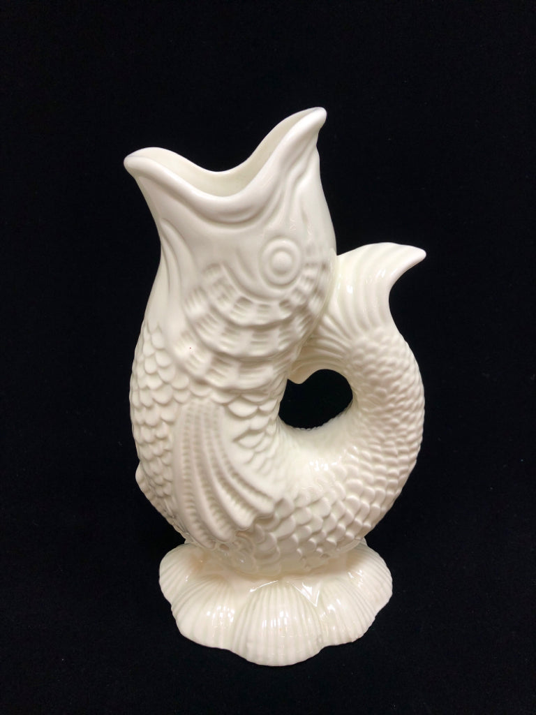 CREAM CERAMICA DE CUERNAVACA GURGLE JUG.