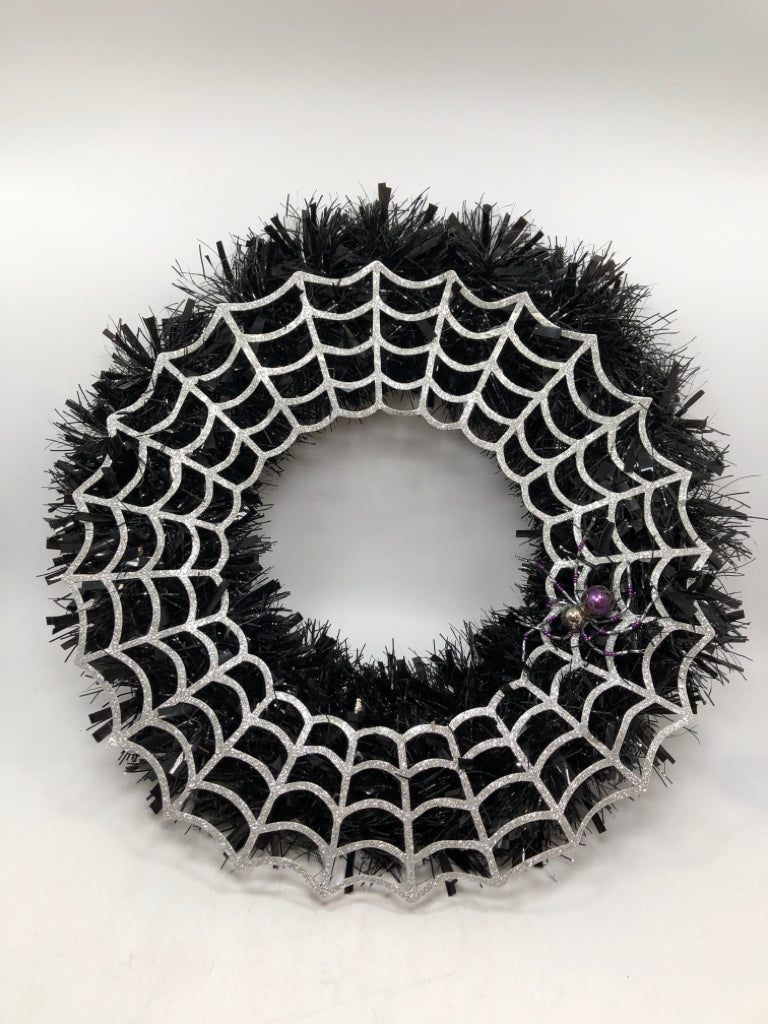 GLITTER SPIDER WEB TINSEL WREATH.