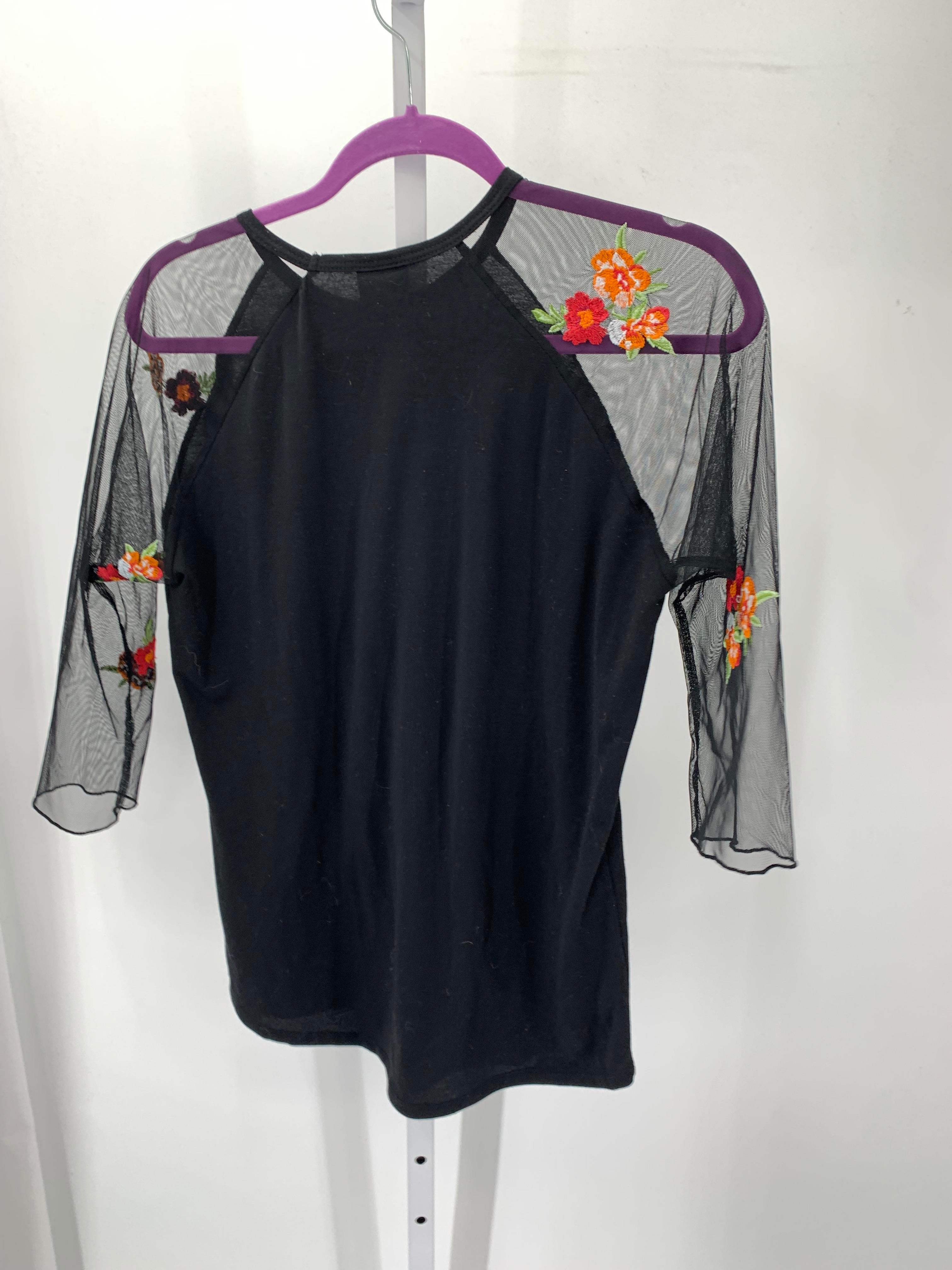 Lularoe Size Small Misses 3/4 Sleeve Shirt