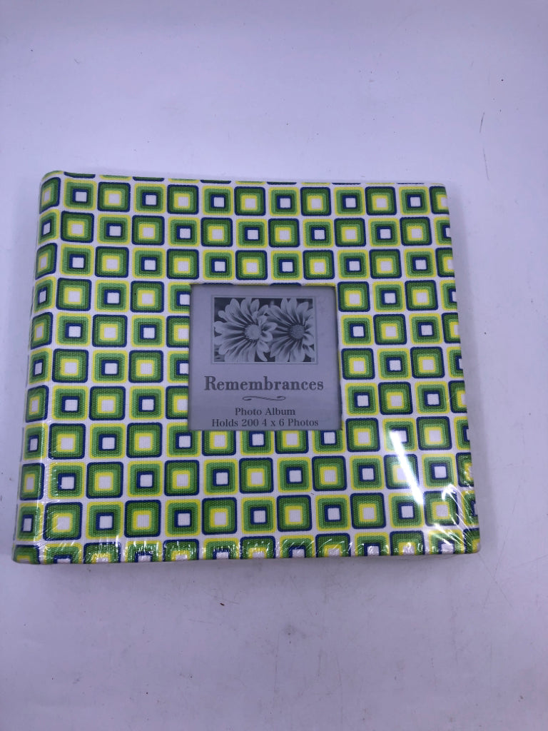 NIP PHOTO ALBUM GREEN/BLUE SQUARE DESIGN.