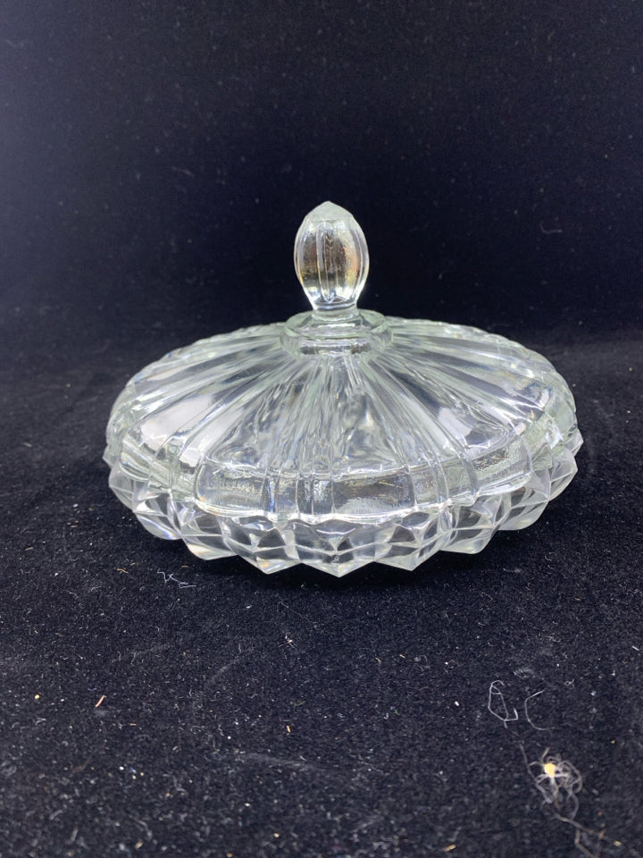 SHALLOW CANDY DISH W LID.