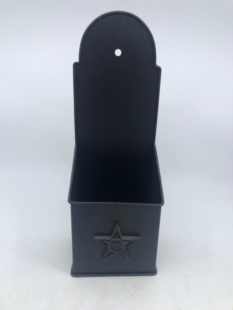 METAL BLACK WALL POCKET W/ EMBOSSED STAR.