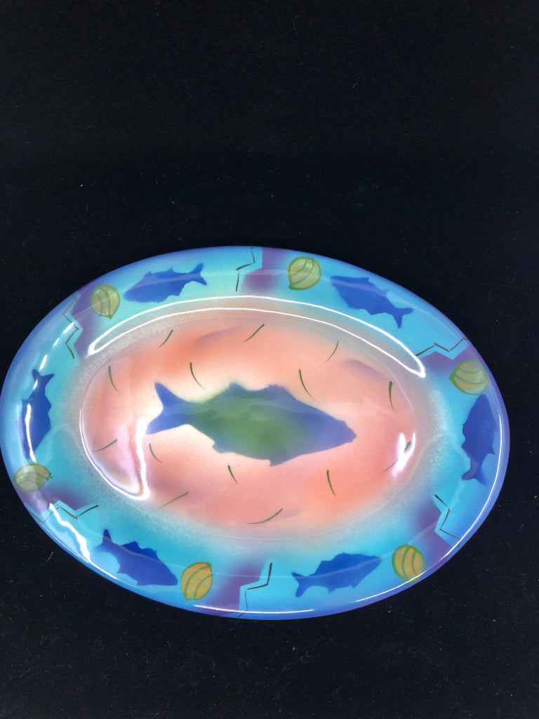 CERAMIC FISH PLATTER BLUE/RED/GREEN OYSTER DESIGN.