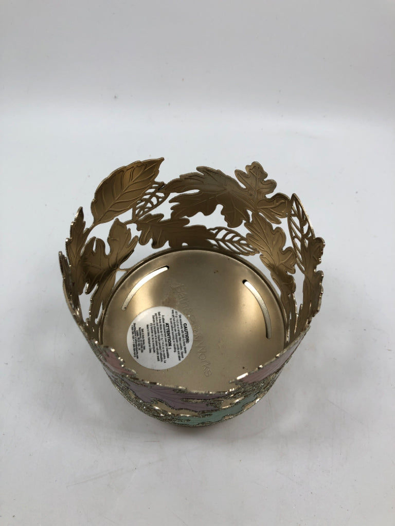 COLORFUL LEAF BATH & BODY WORKS PEDESTAL CANDLE HOLDER.