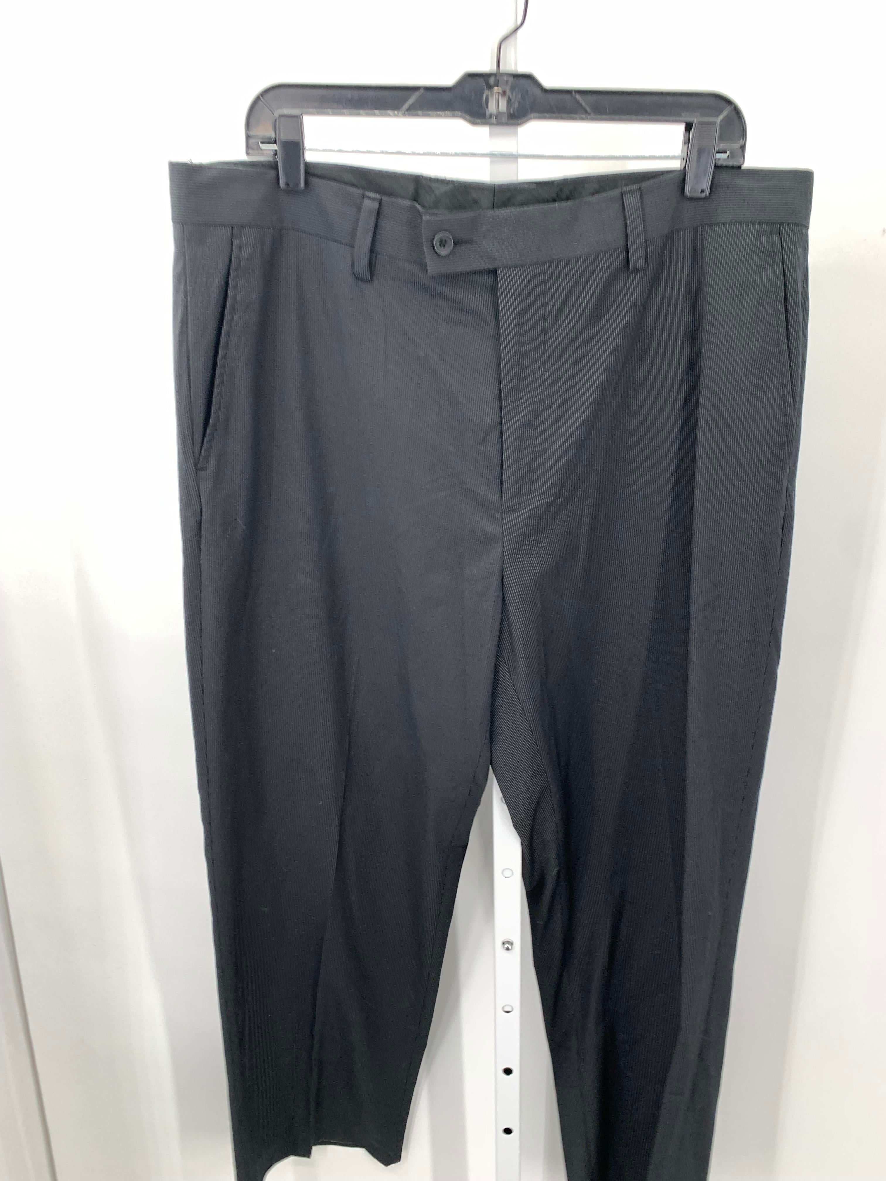 PIN STRIPES FLAT FRONT.