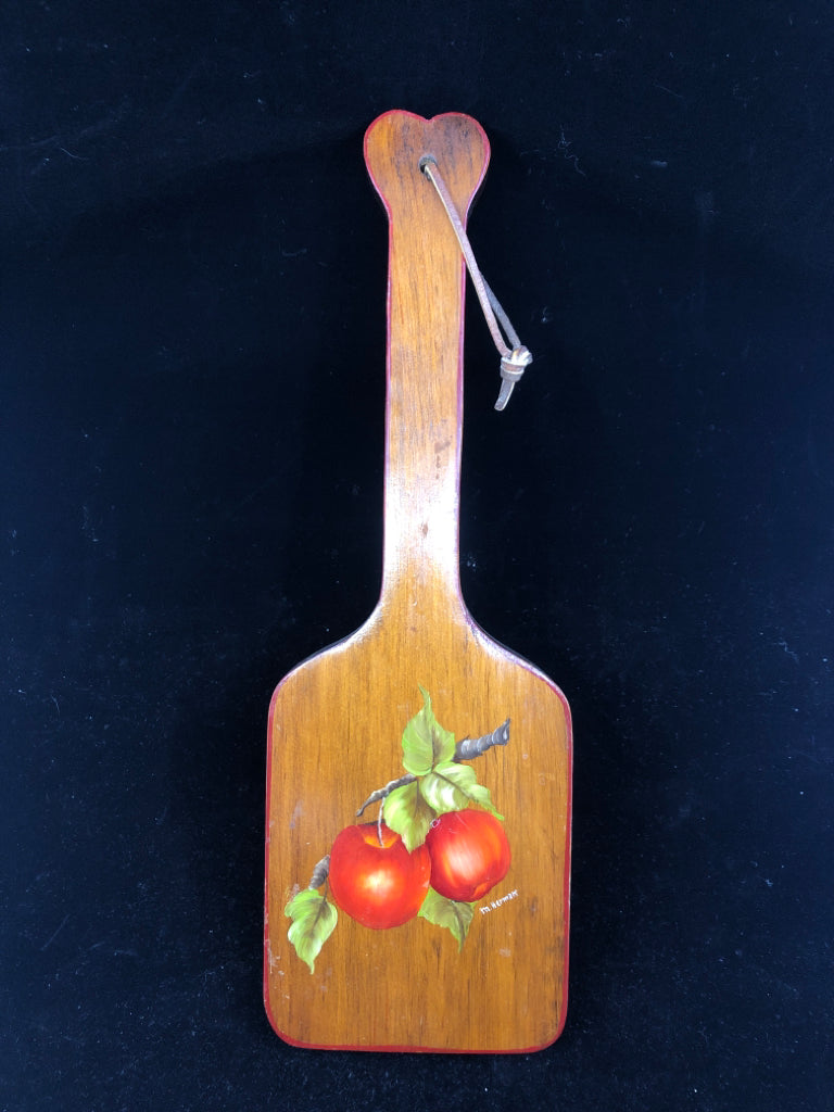 PRIMITIVE FOLK ART PAINTED FLORAL WALL PADDLE.