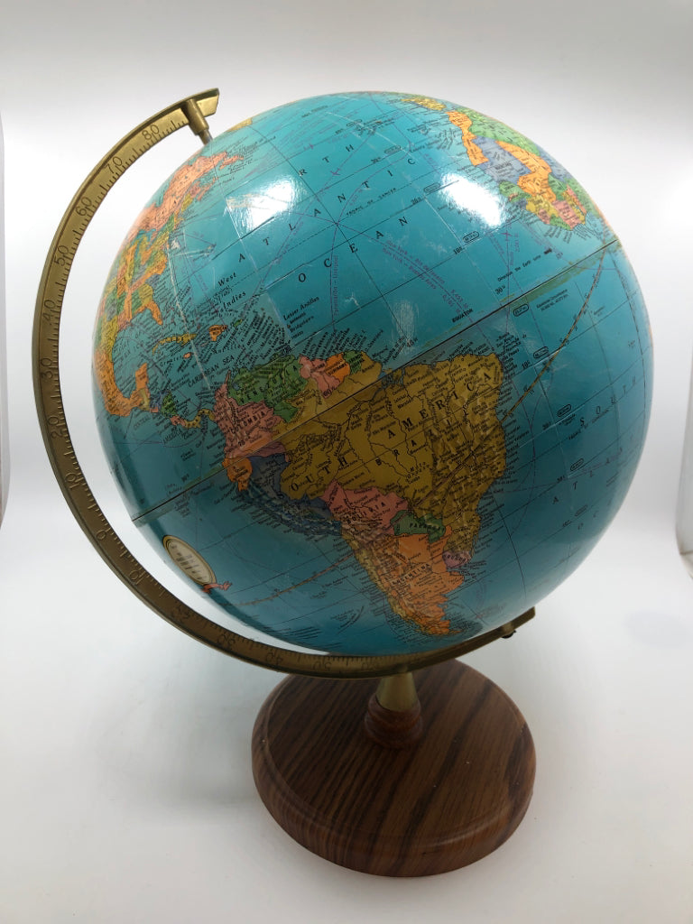 GLOBE ON WOOD PEDESTAL DESK DECOR.