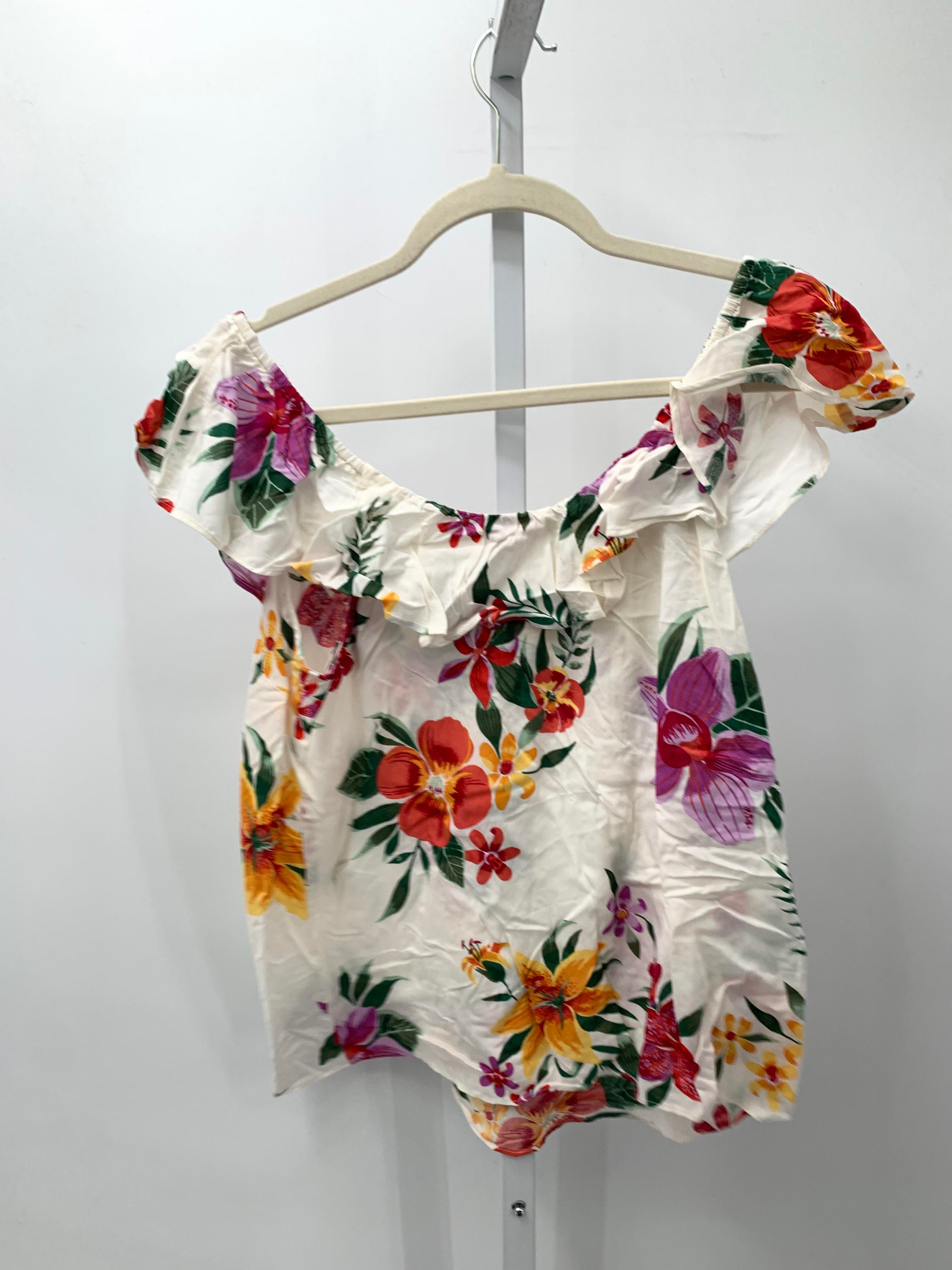 Old Navy Size Medium Misses Short Sleeve Shirt