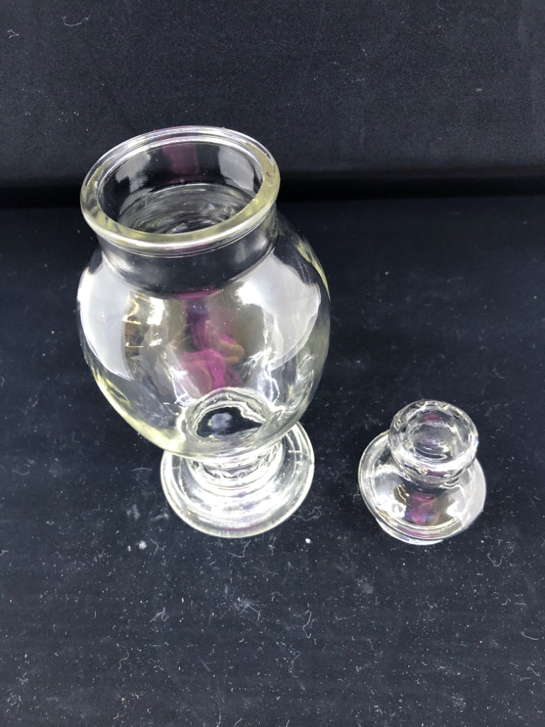 SMALL FOOTED APOTHECARY JAR.