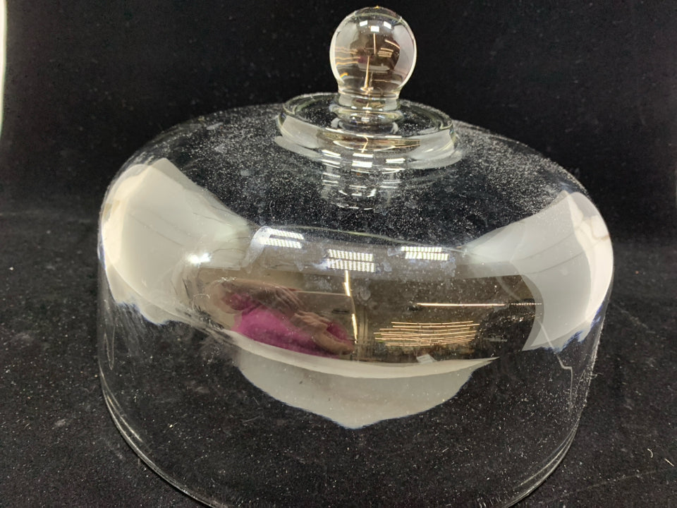 CLEAR GLASS PEDESTAL CAKE PLATE W/DOME.