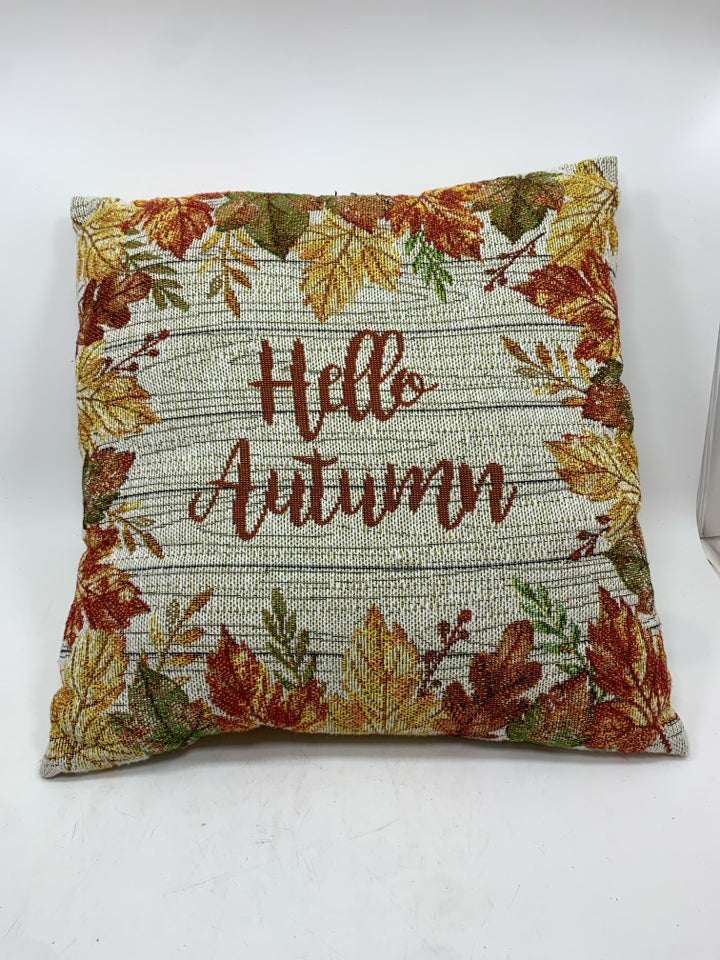 HELLO AUTUMN ACCENT PILLOW.