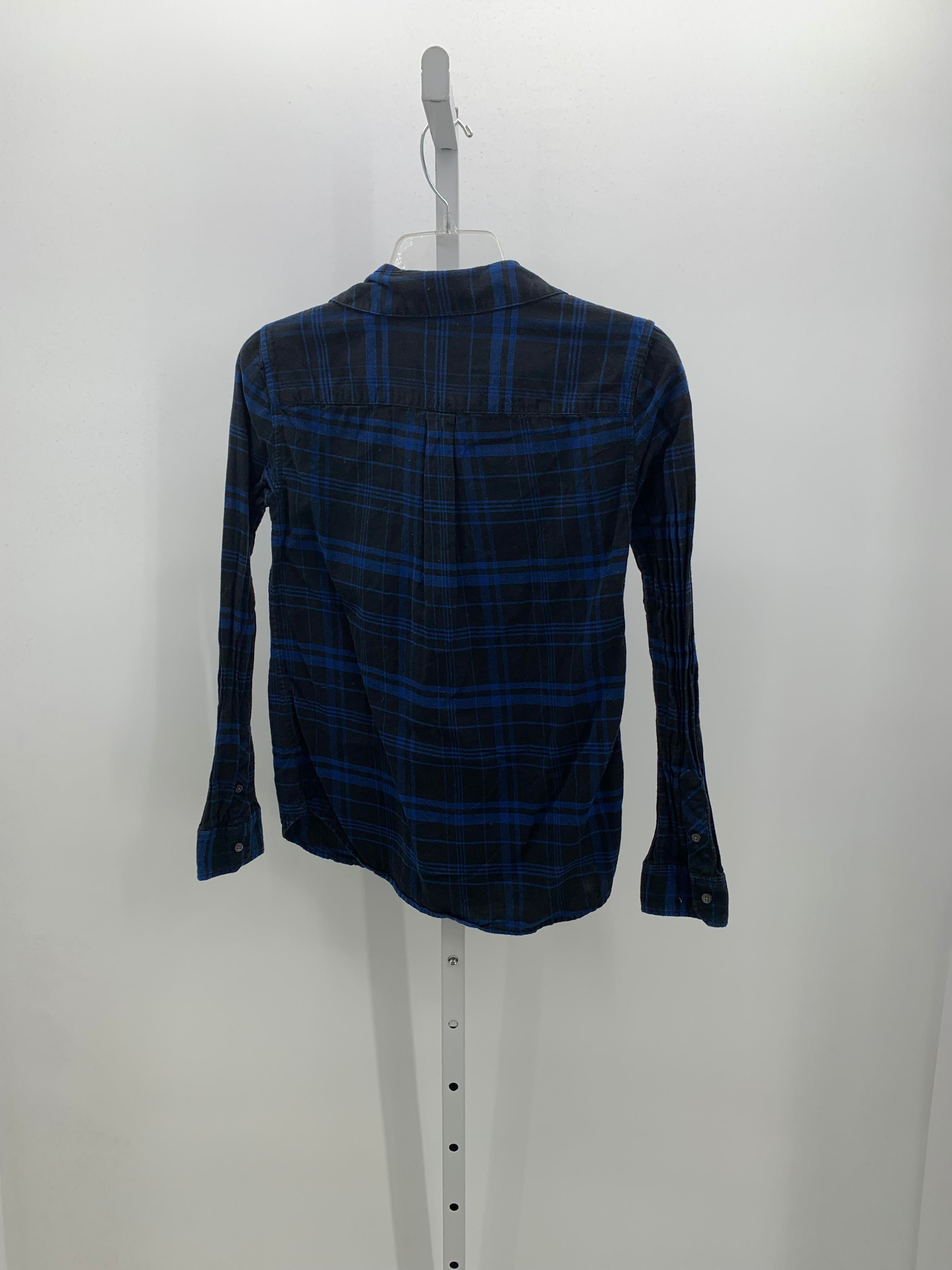 LL Bean Size 0 Misses Long Sleeve Shirt