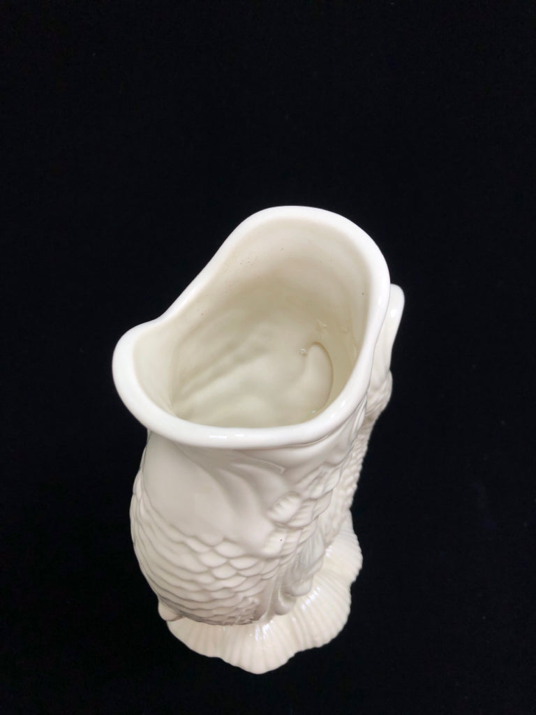CREAM CERAMICA DE CUERNAVACA GURGLE JUG.