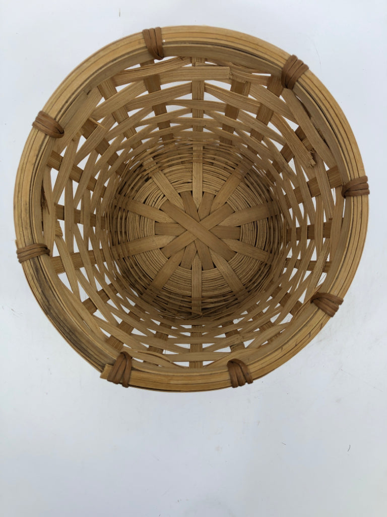 WOVEN BASKET.