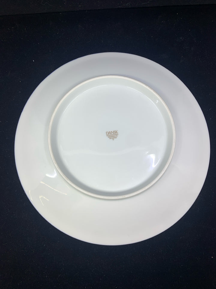 DANSK BLUE AND WHITE ROUND CHOP PLATE SERVER.