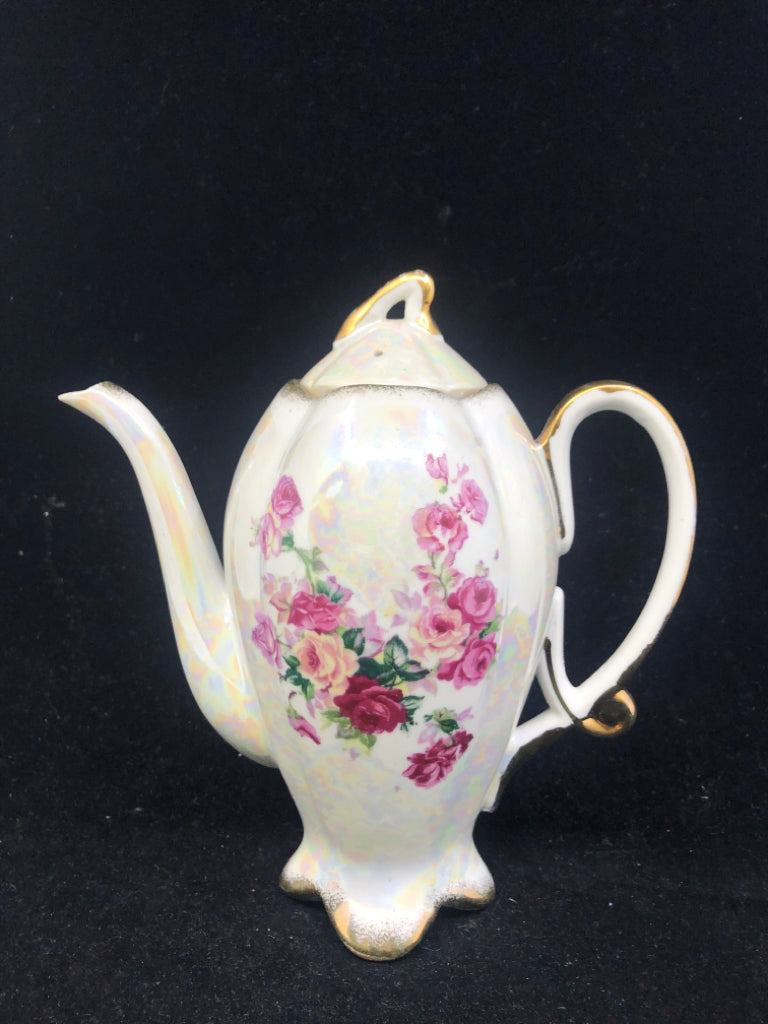 VTG PINK FLORAL TEAPOT- SWEETHEART ROSE.